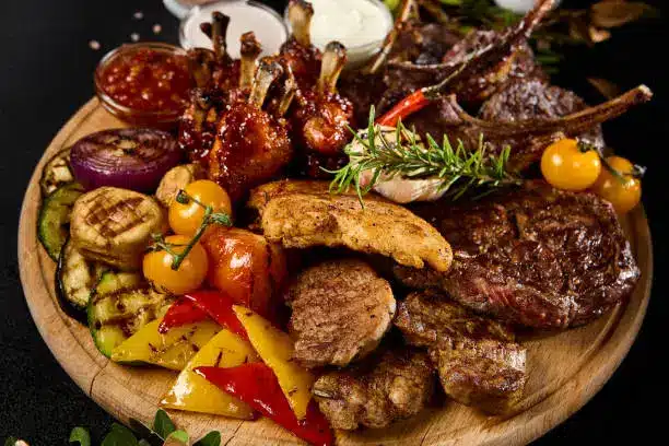 BBQ-Plate-for-a-Cookout